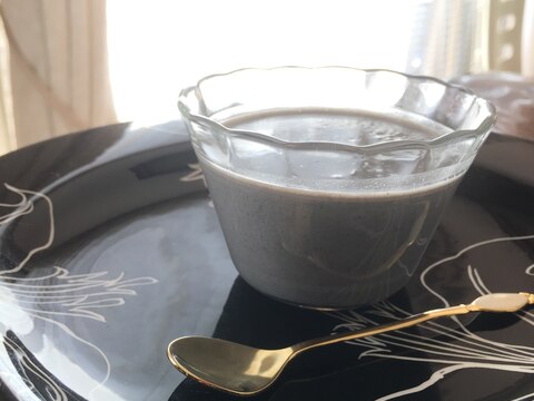 お鍋で簡単♡アガーで作る豆乳黒ごまプリン